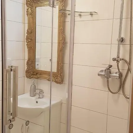 Eliza Rum i privatbostad *